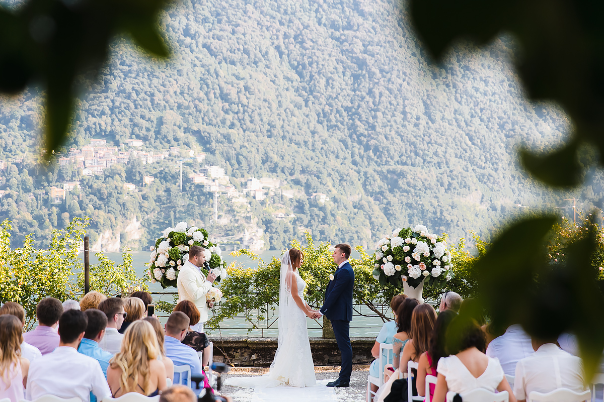 lake como wedding photographer