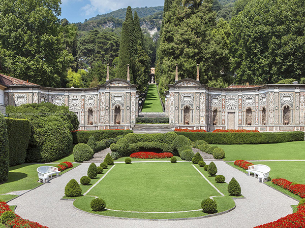 wedding on lake Como